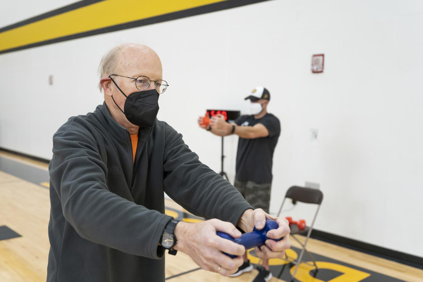 Ted Lindeman during a dumbbell exercise <span class="cc-gallery-credit">[Lonnie Timmons III]</span>